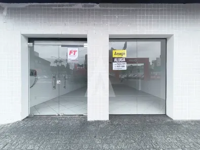 Sala Comercial para alugar, 82m² no Centro, Joinville