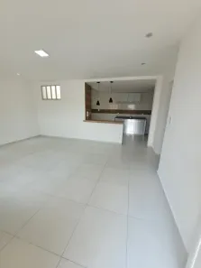 Apartamento com 2 Quartos para alugar, 67m² no Rocha Miranda, Rio de Janeiro