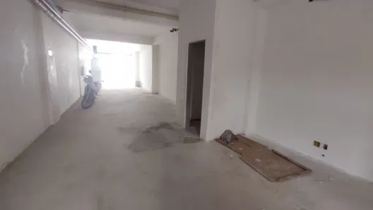 Ponto Comercial para alugar, 90m² no Cabral, Contagem