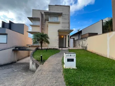 Casa de Condomínio com 4 Quartos à venda, 250m² no Parque Residencial Itapeti, Mogi das Cruzes