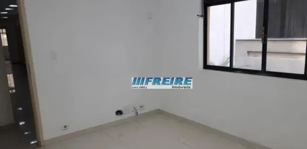 Sala Comercial para alugar, 32m² no Santo Antônio, São Caetano do Sul
