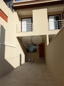 Sobrado com 3 Quartos à venda, 200m² no Vila Dionisia, São Paulo