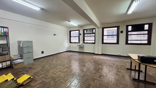 Sala Comercial à venda, 48m² no Centro Histórico, Porto Alegre