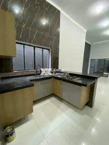 Casa com 3 Quartos para alugar, 170m² no Jardim Dona Regina Picelli, Rio Claro