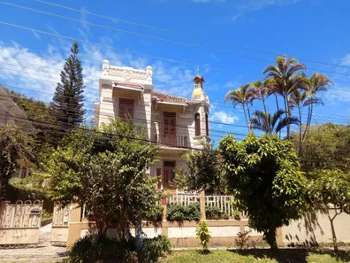 Casa com 10 Quartos à venda, 440m² no Centro, Petrópolis