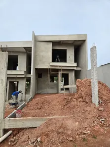Casa com 3 Quartos à venda, 104m² no São Francisco, Serra