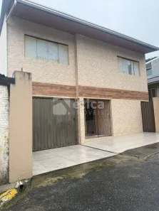 Casa com 3 Quartos para alugar, 237m² no Fazenda, Itajaí