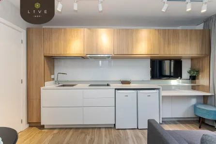 Apartamento com 1 Quarto para alugar, 25m² no Mercês, Curitiba