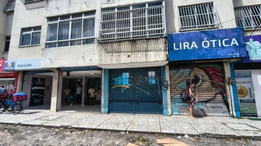 Ponto Comercial para alugar, 30m² no Presidente Kennedy, Fortaleza