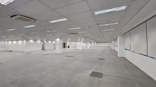 Sala Comercial para alugar, 1678m² no Lapa de Baixo, São Paulo