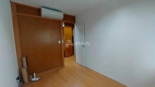 Sala Comercial com 1 Quarto para venda ou aluguel, 30m² no Moema, São Paulo
