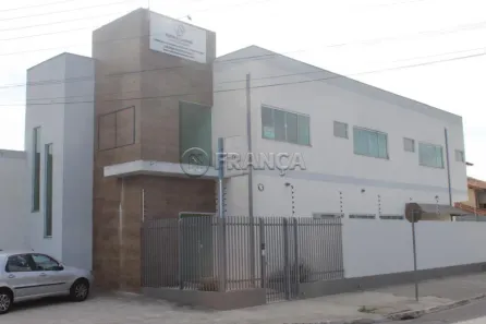 Sala Comercial para alugar, 291m² no Jardim Santa Maria, Jacareí