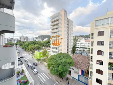 Apartamento com 3 Quartos à venda, 96m² no Centro, Florianópolis