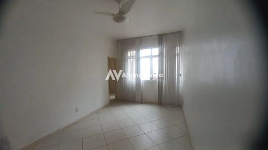 Apartamento com 2 Quartos à venda, 72m² no Copacabana, Rio de Janeiro