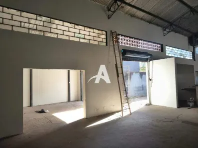 Galpão/Depósito/Armazém para alugar, 450m² no Tibery, Uberlândia