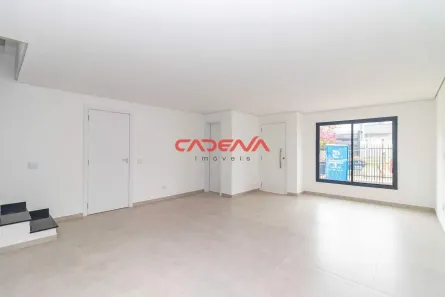 Sobrado com 3 Quartos à venda, 119m² no Uberaba, Curitiba