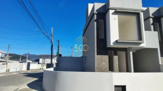 Sobrado com 2 Quartos à venda, 125m² no Sertão do Maruim, São José