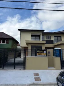 Casa com 3 Quartos à venda, 130m² no Campeche, Florianópolis