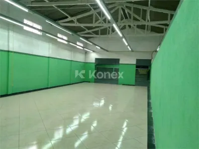 Sala Comercial para alugar, 700m² no Cidade Júlia, São Paulo