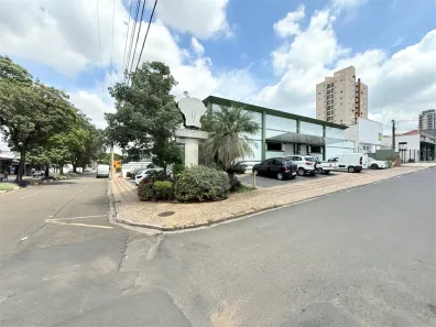 Ponto Comercial para alugar, 877m² no Cidade Alta, Piracicaba