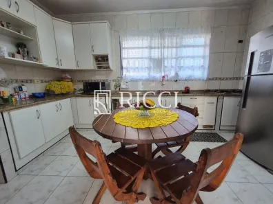 Casa com 4 Quartos à venda, 160m² no Embaré, Santos