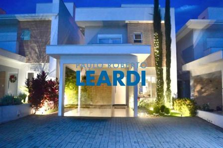 Casa de Condomínio com 3 Quartos à venda, 150m² no Pinheiro, Valinhos