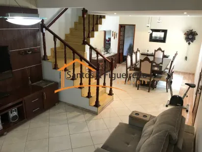 Casa com 3 Quartos à venda, 200m² no Centro, Diadema