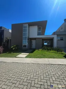 Casa de Condomínio com 3 Quartos à venda, 560m² no Interlagos, Caxias do Sul