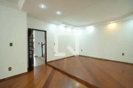Casa com 4 Quartos à venda, 345m² no Vila Sacadura Cabral, Santo André