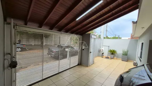 Casa com 2 Quartos à venda, 195m² no Jardim Guarujá, Marília