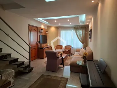Sobrado com 6 Quartos à venda, 216m² no Jardim Textil, São Paulo