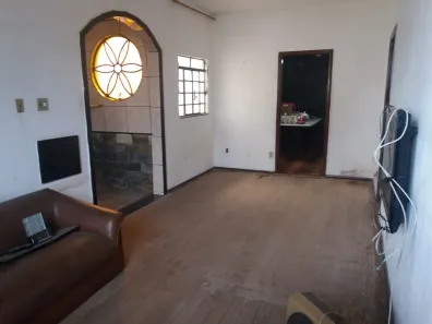 Casa com 6 Quartos à venda, 518m² no Carlos Prates, Belo Horizonte