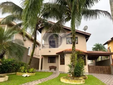 Sobrado com 4 Quartos à venda, 200m² no Morada da Praia, Bertioga