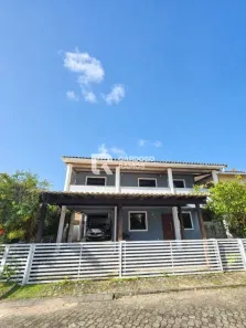 Casa com 5 Quartos à venda, 220m² no Buraquinho, Lauro de Freitas