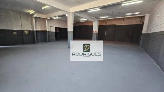 Galpão/Depósito/Armazém à venda, 631m² no Serraria, Diadema