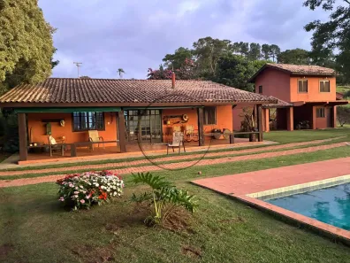 Fazenda/Sítio com 8 Quartos à venda, 1500m² no Piracaia, Piracaia