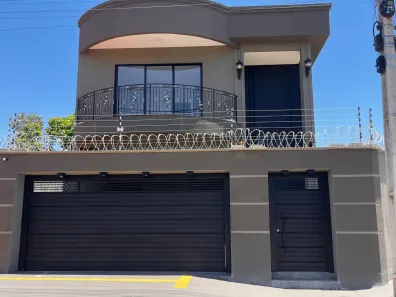 Sobrado com 4 Quartos à venda, 414m² no Residencial Village Garavelo - Continuação, Aparecida de Goiânia