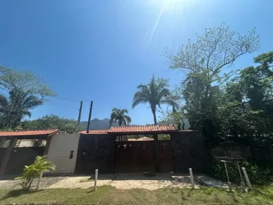 Casa com 3 Quartos à venda, 150m² no Balneário Garça Vermelha, Peruíbe