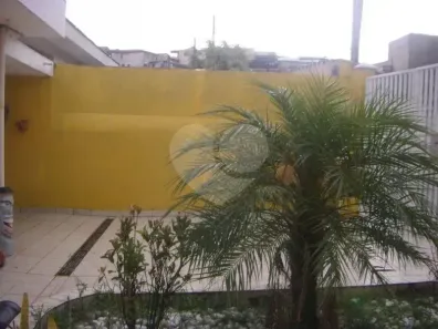 Casa com 6 Quartos à venda, 270m² no Jardim Yara, São Paulo