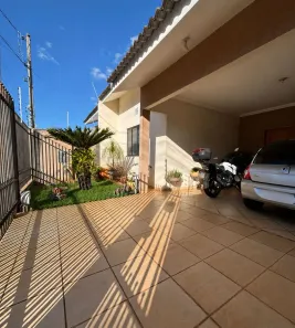 Casa com 4 Quartos à venda, 146m² no Parque Avenida, Maringá
