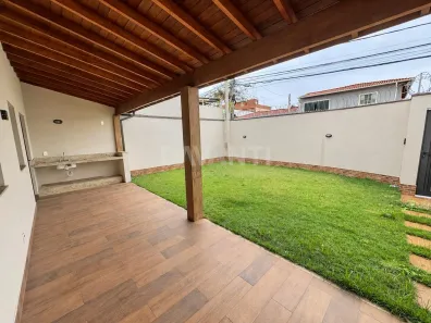 Casa com 3 Quartos para alugar, 174m² no Jardim Bela Vista, Campinas
