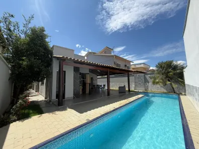 Casa de Condomínio com 4 Quartos à venda, 360m² no Loteamento Portal do Sol II, Goiânia