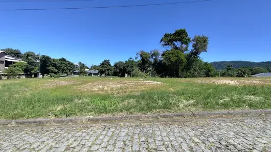 Lote/Terreno à venda, 607m² no Ubatiba, Maricá