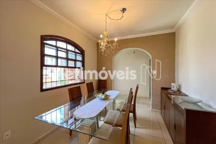 Casa com 3 Quartos à venda, 400m² no Cachoeirinha, Belo Horizonte