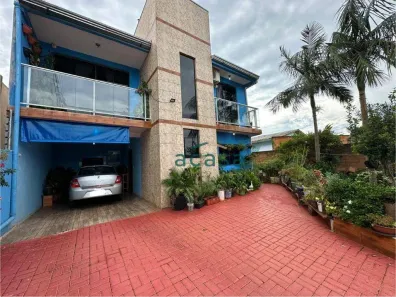 Sobrado com 3 Quartos à venda, 207m² no Cascavel Velho, Cascavel
