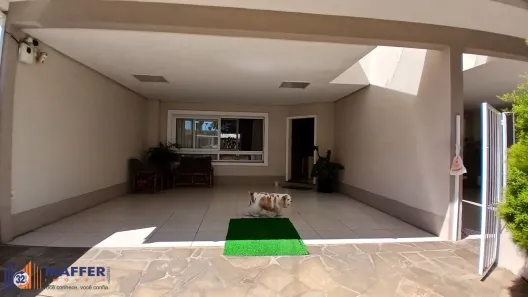 Sobrado com 3 Quartos à venda, 261m² no Vila Ipiranga, Porto Alegre