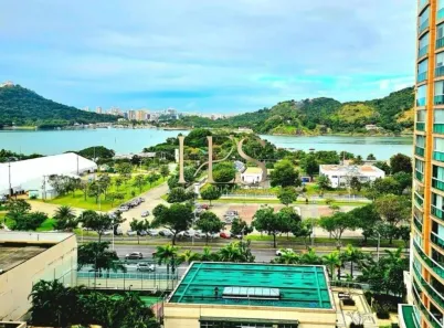 Apartamento com 4 Quartos à venda, 180m² no Enseada do Suá, Vitória