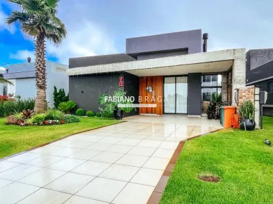 Casa de Condomínio com 4 Quartos à venda, 190m² no Rainha do Mar, Xangri-lá
