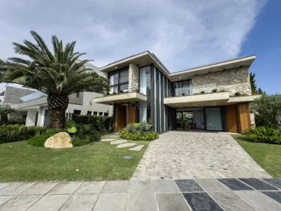 Casa de Condomínio com 4 Quartos à venda, 248m² no XANGRI-LÁ, Xangri-lá