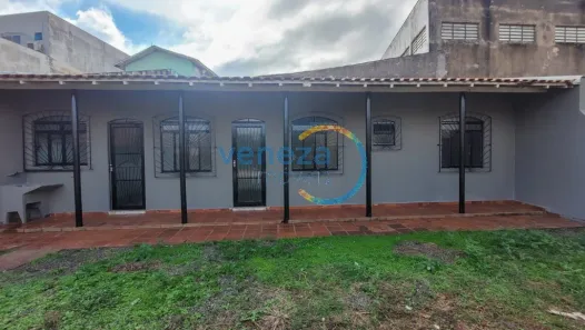 Casa com 2 Quartos para alugar, 63m² no Alpes, Londrina